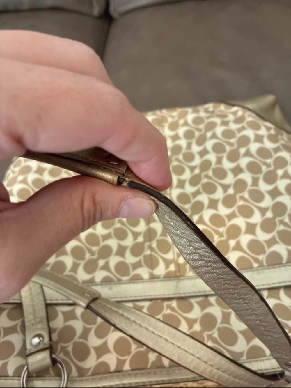 Coach Chelsea Signature Jacquard Stripe Tote and Wristlet Wallet Set - Picture 10 of 16